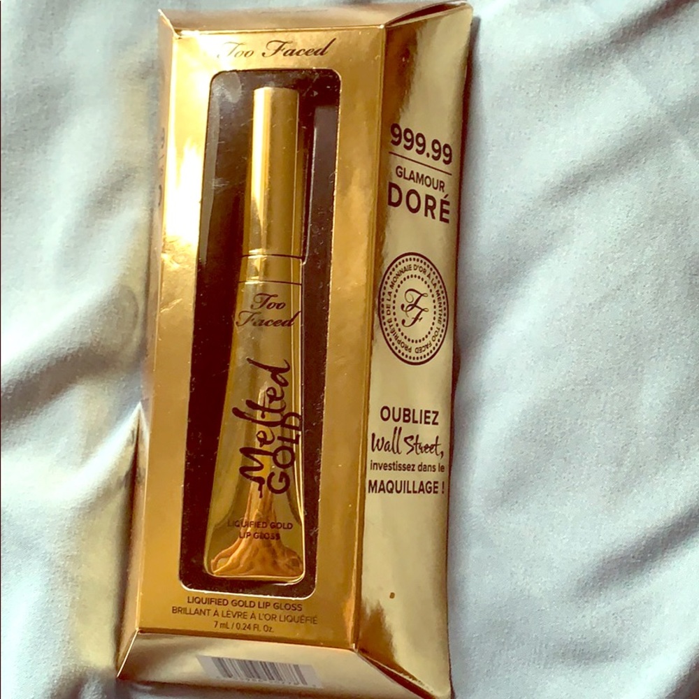 Too faced liquified gold lip gloss